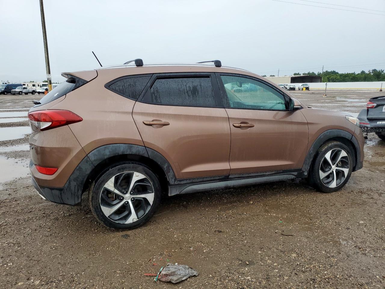 2016 Hyundai Tucson Limited - Image 3