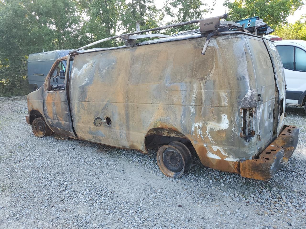 2012 Ford Econoline E250 Van - Фото 2