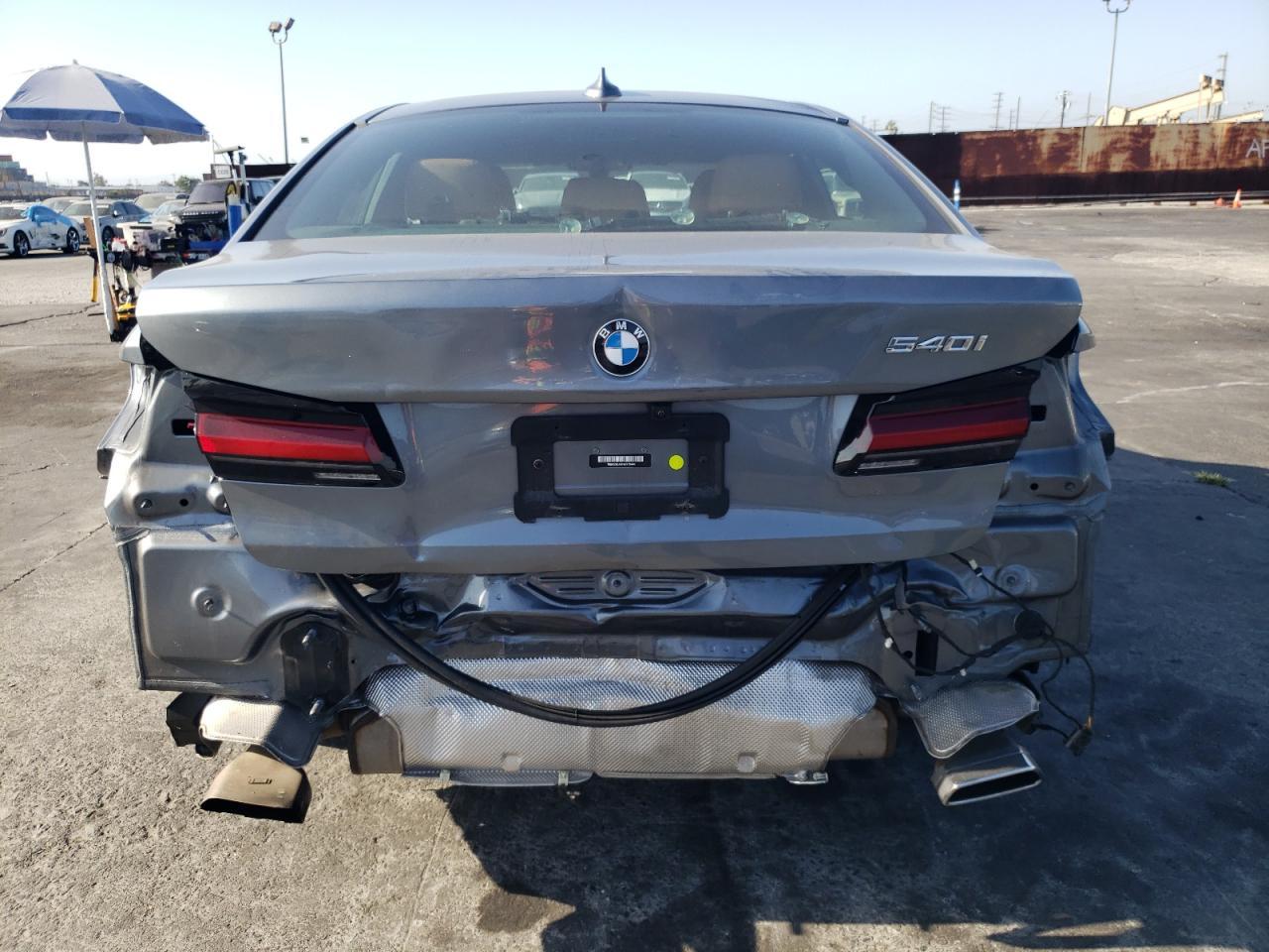 2022 BMW 540 I - Фото 6