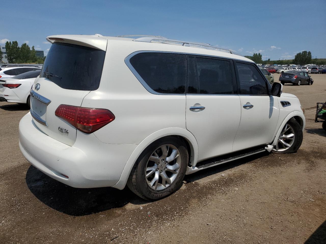 2011 Infiniti Qx56 - Image 3