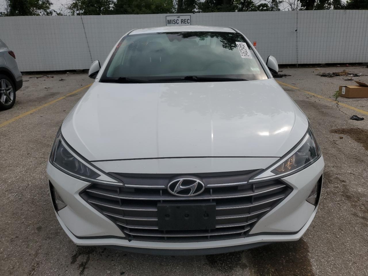 2020 Hyundai Elantra Sel - Фото 5