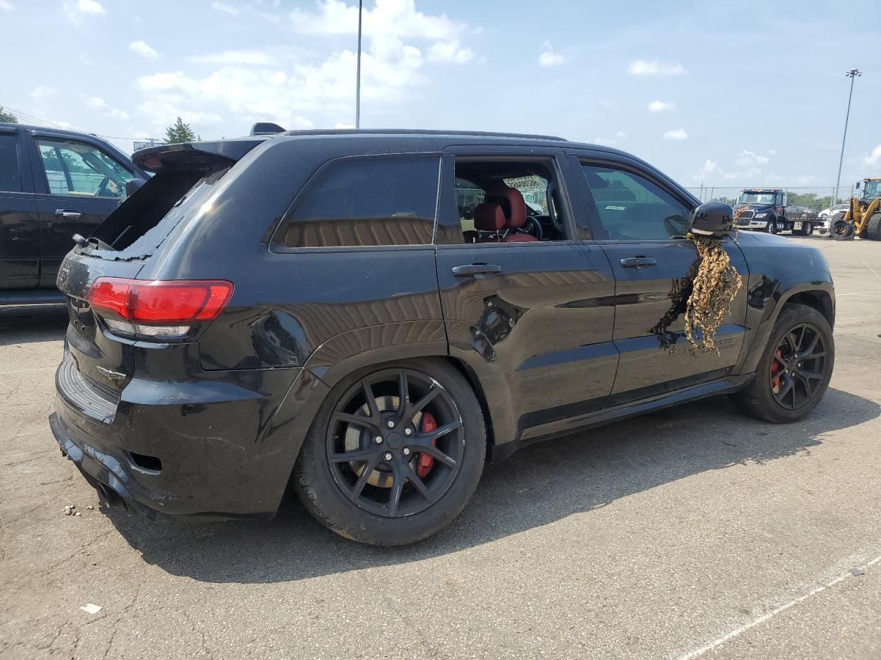 2018 Jeep Grand Cherokee Trackhawk - Image 3