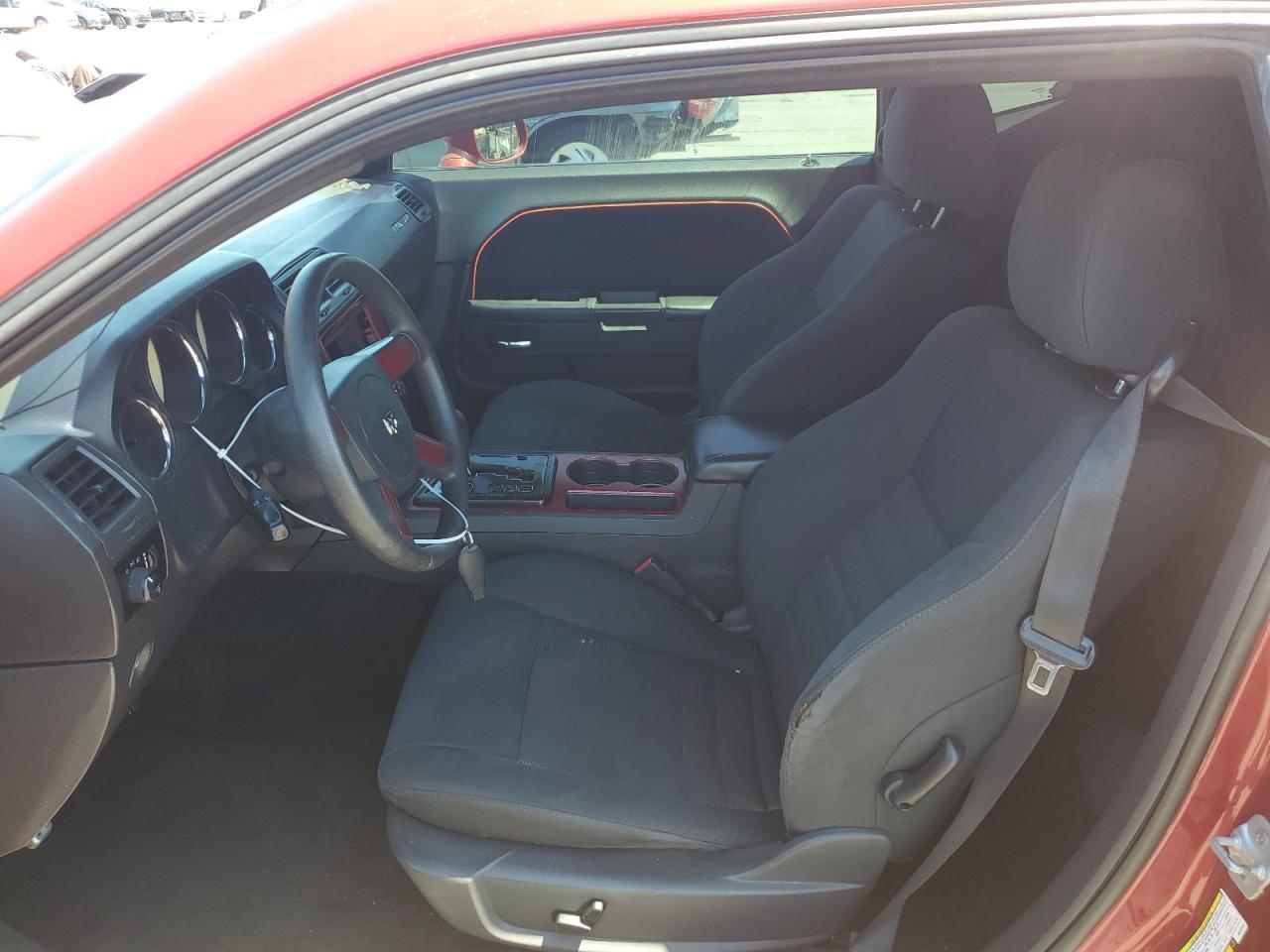 2010 Dodge Challenger Se - Image 7