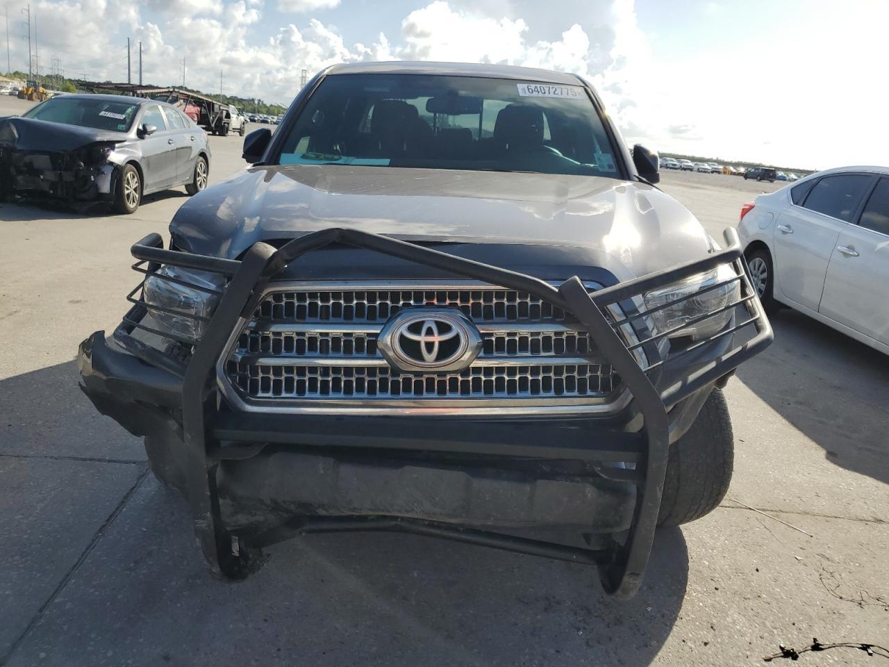 2017 Toyota Tacoma Double Cab - Фото 5