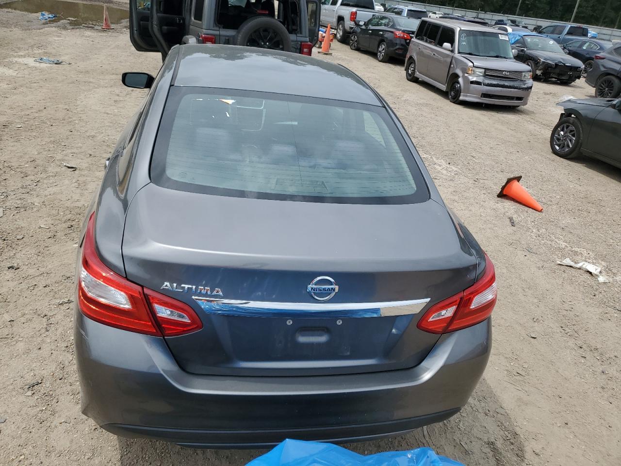2017 Nissan Altima 2.5 - Фото 6