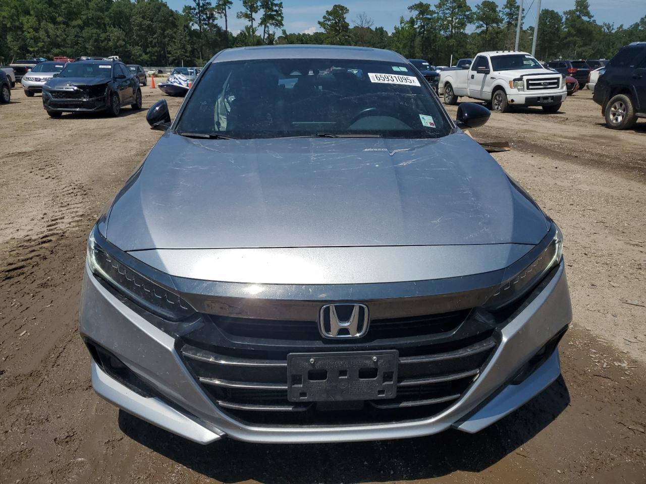 2022 Honda Accord Sport - Image 5