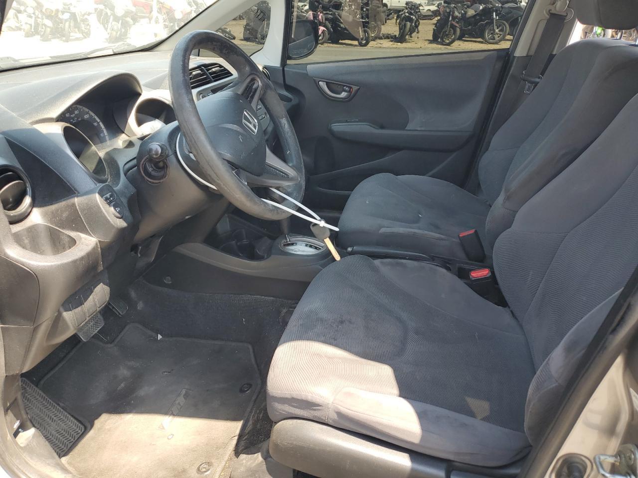 2010 Honda Fit - Image 7