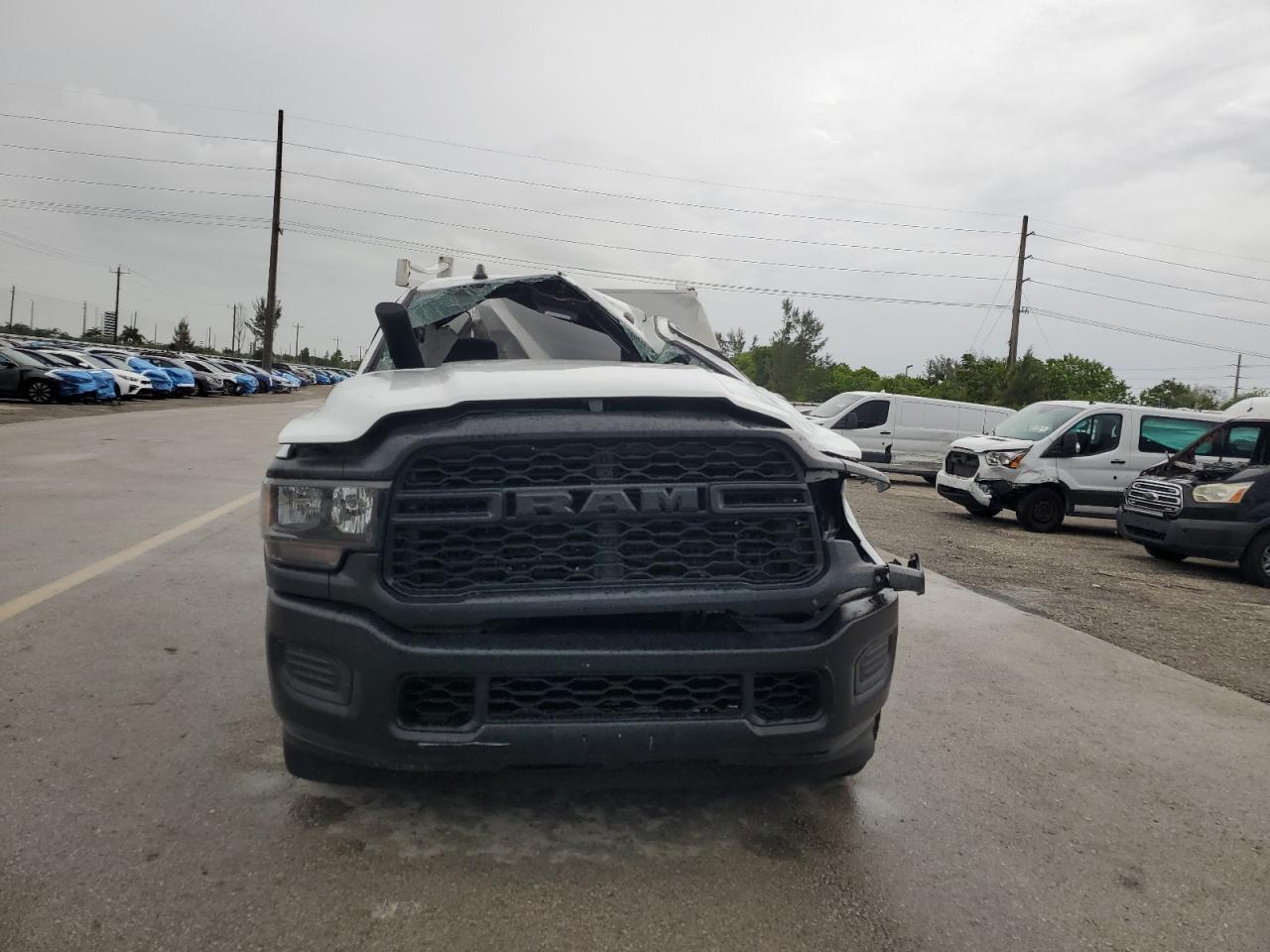 2024 Ram 2500 Tradesman - Фото 5