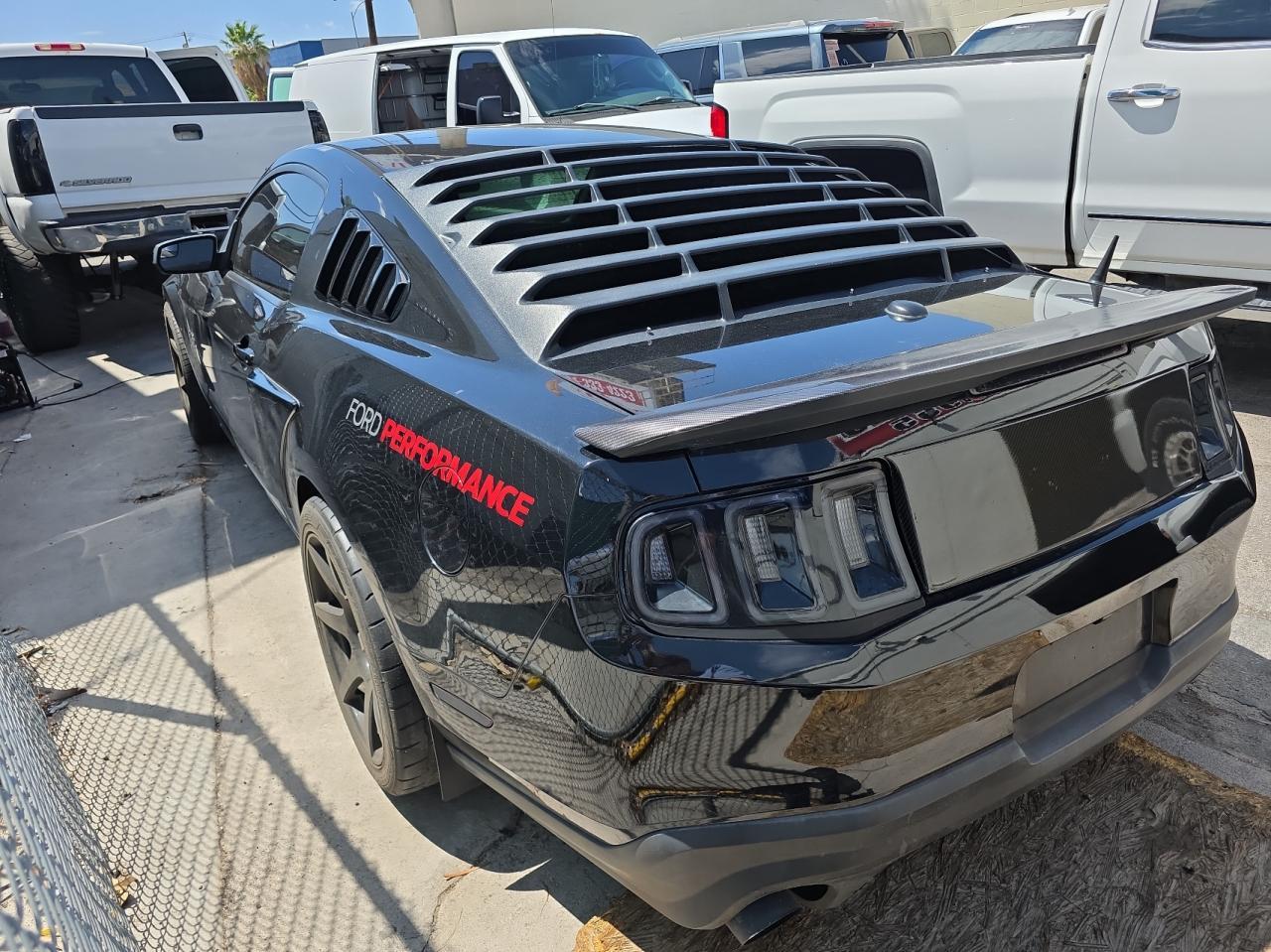 2012 Ford Mustang Gt - Image 3