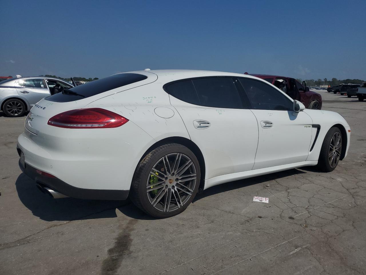 2015 Porsche Panamera Se Hybrid - Image 3