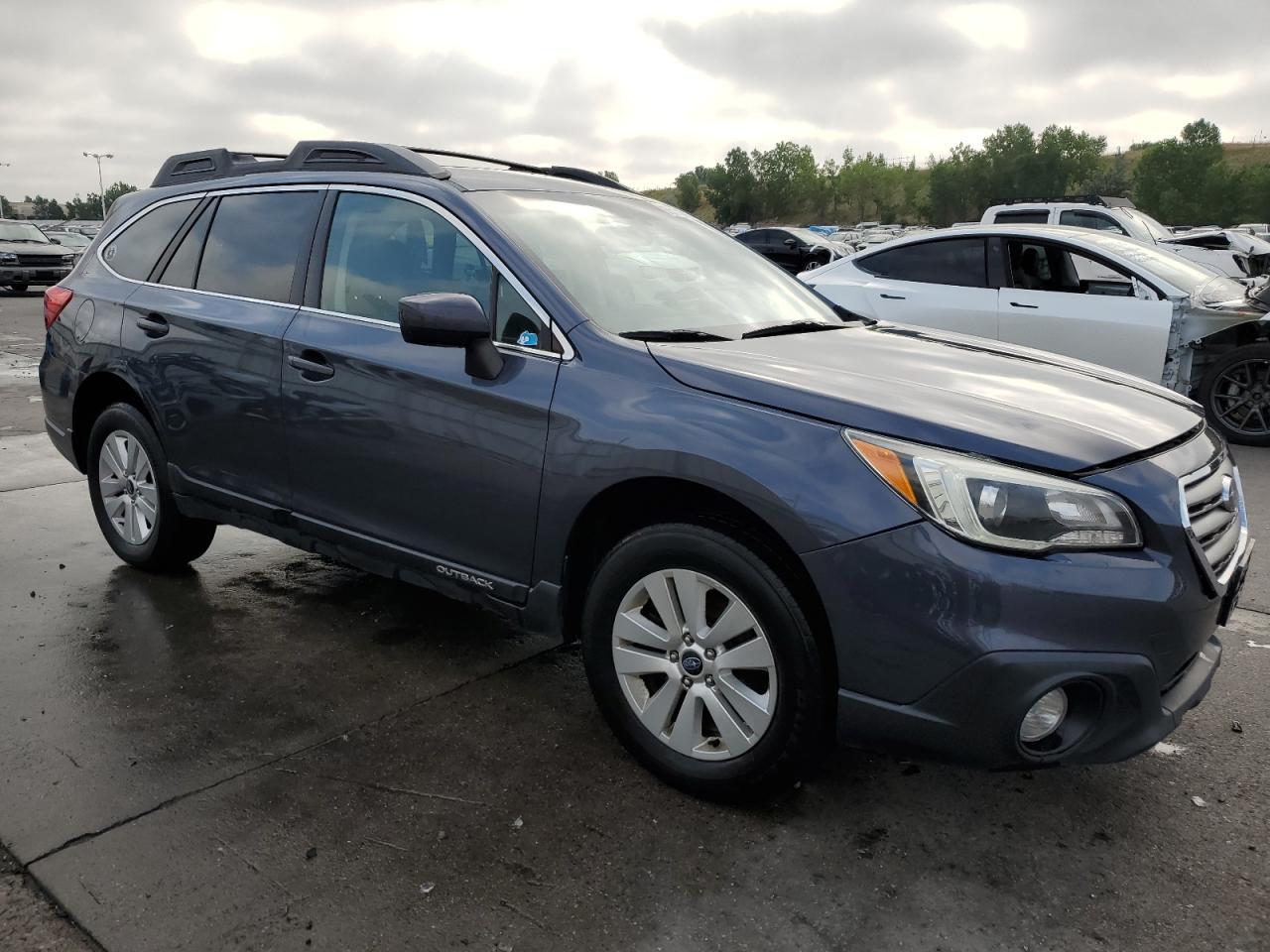 2015 Subaru Outback 2.5I Premium - Image 4