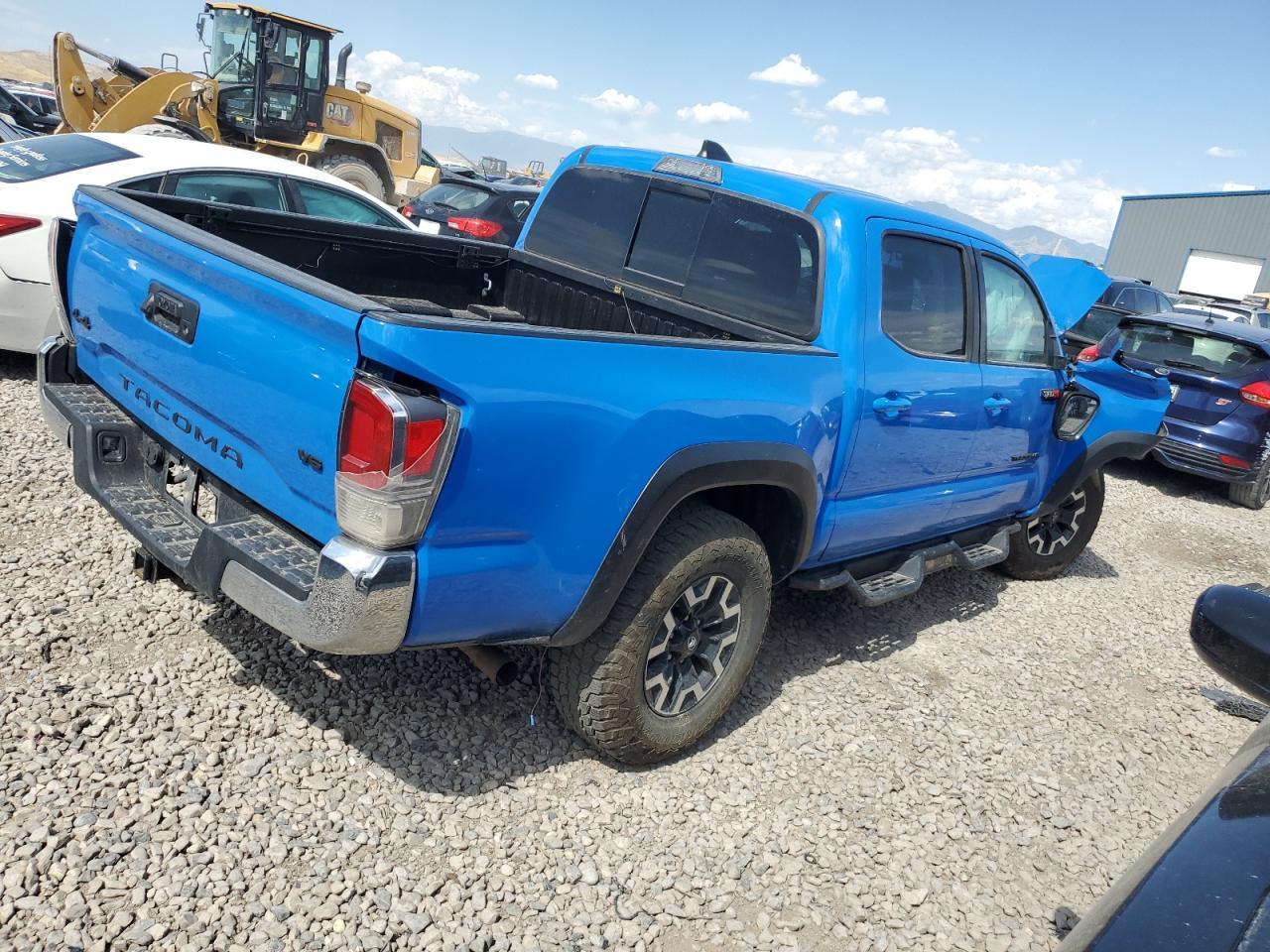 2020 Toyota Tacoma Double Cab - Фото 3