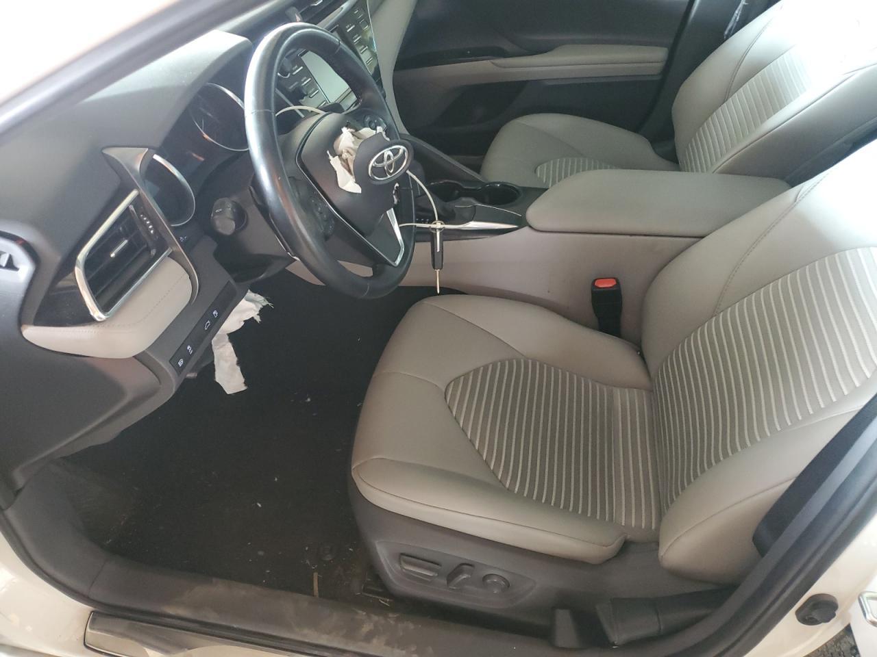 2018 Toyota Camry L - Image 7