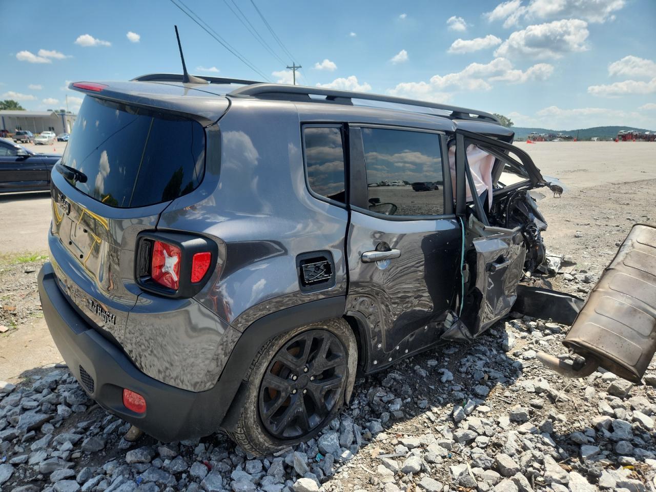 2018 Jeep Renegade Latitude - Фото 3