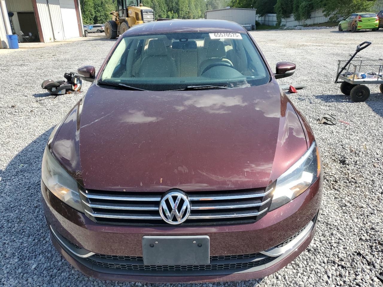 2013 Volkswagen Passat S - Фото 5