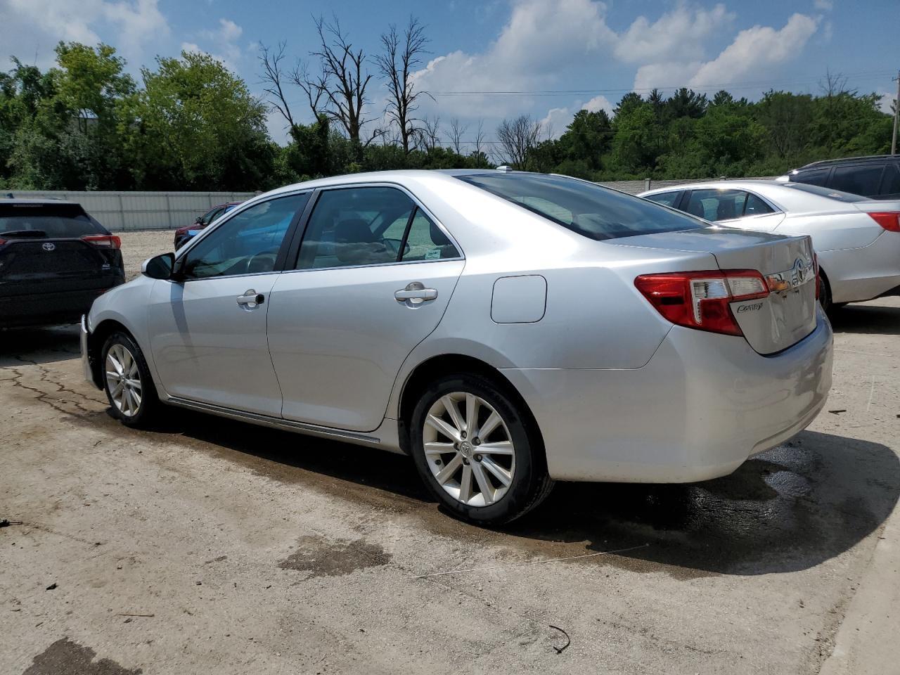 2013 Toyota Camry L - Image 2