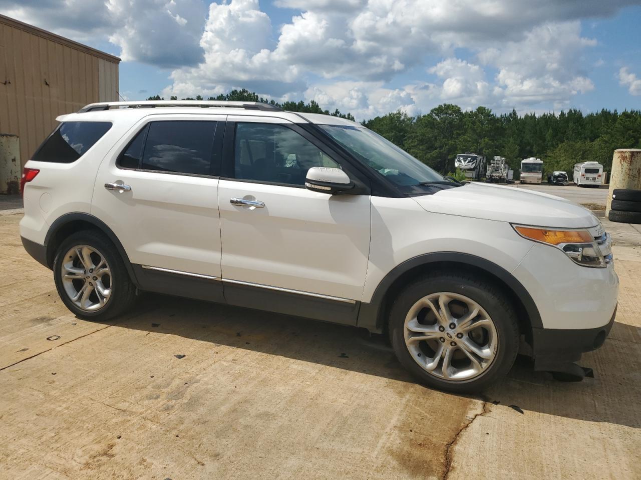 2015 Ford Truck - Фото 4