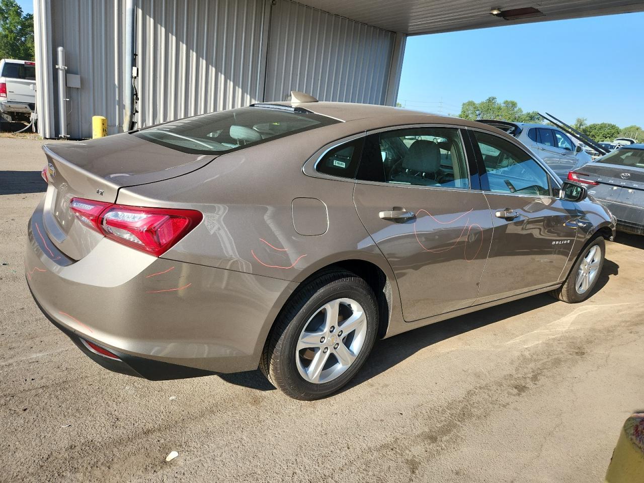 2022 Chevrolet Malibu Lt - Image 3