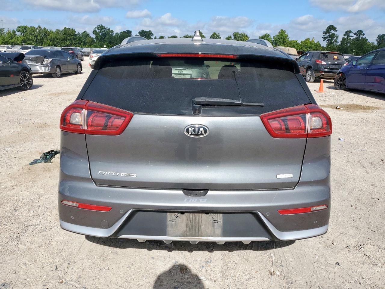 2018 Kia Niro Touring - Image 6