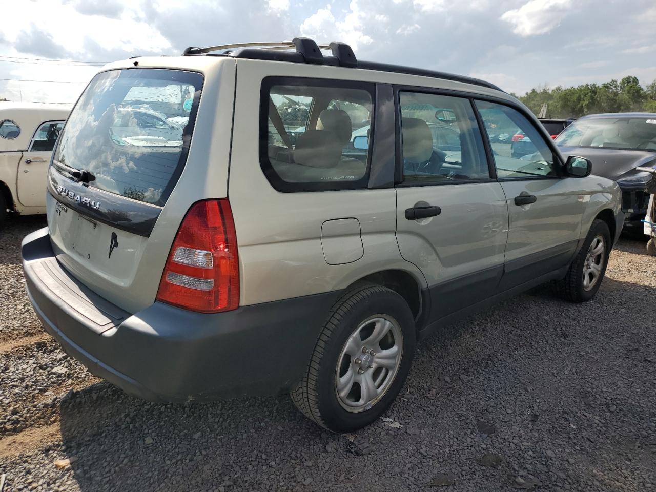 2005 Subaru Forester 2.5X - Фото 3