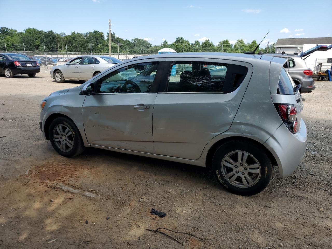 2013 Chevrolet Sonic Lt - Фото 2
