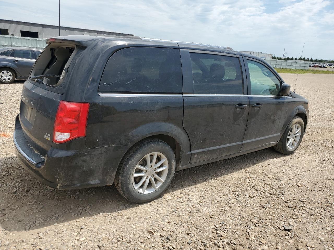 2019 Dodge Grand Caravan Sxt - Image 3