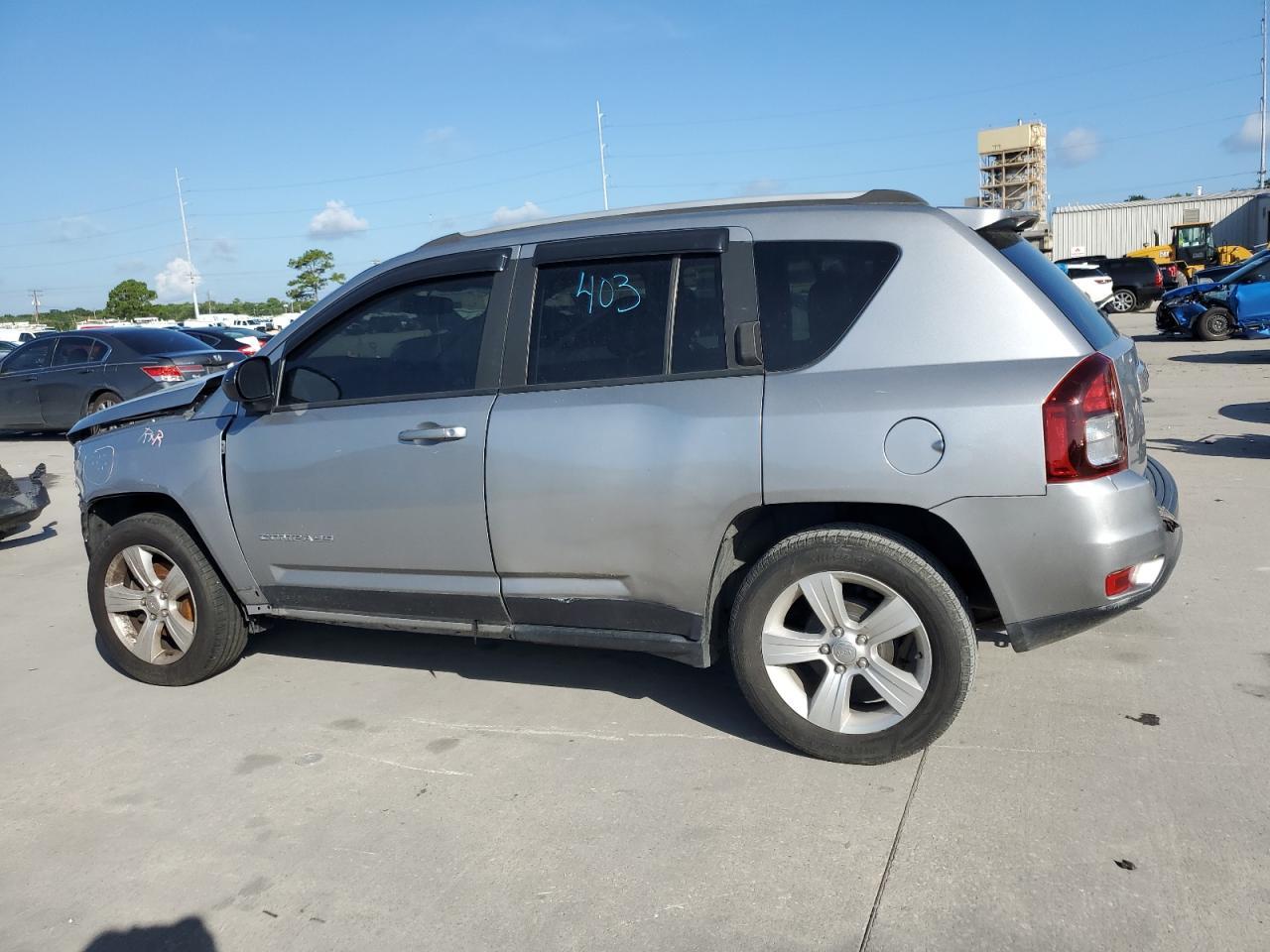 2017 Jeep Compass Sport - Фото 2