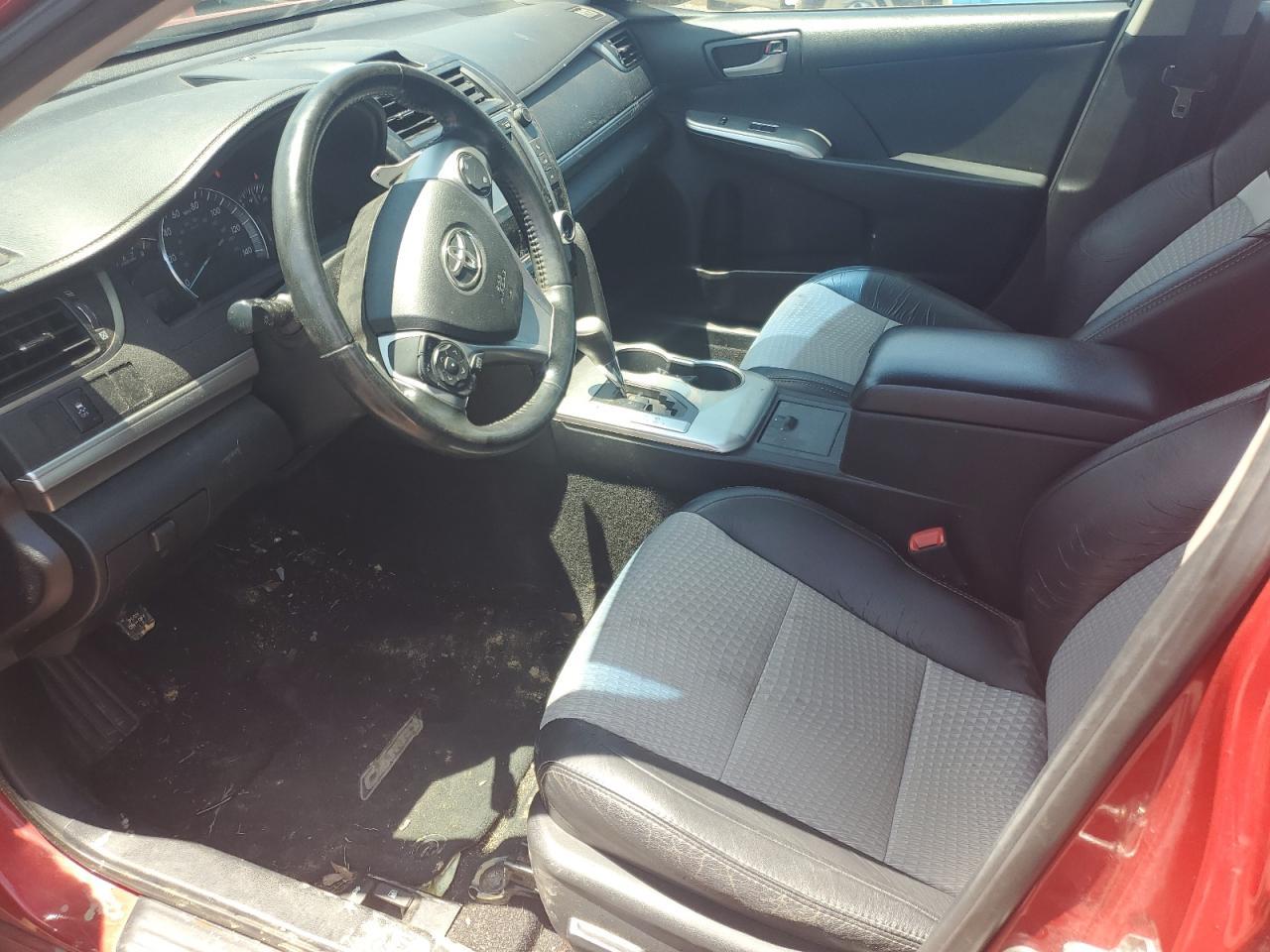 2014 Toyota Camry L - Image 7