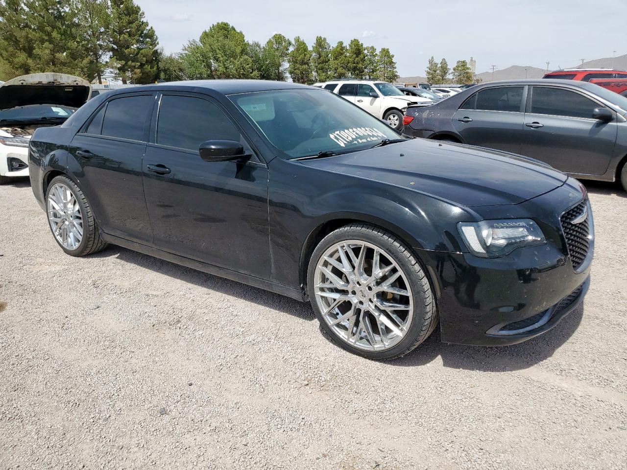 2019 Chrysler 300 Touring - Image 4