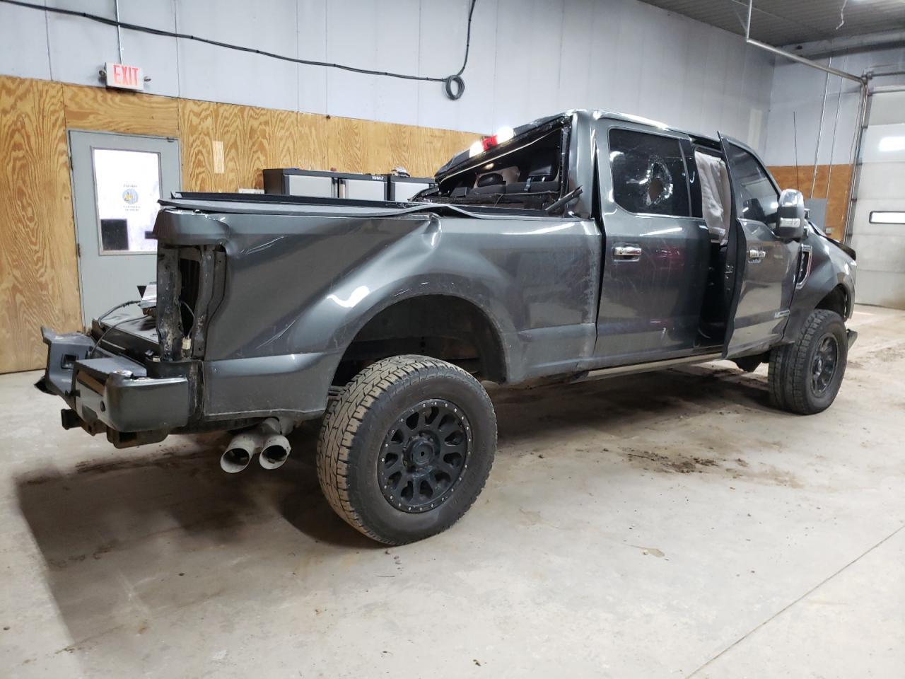 2019 Ford F250 Super Duty - Фото 3
