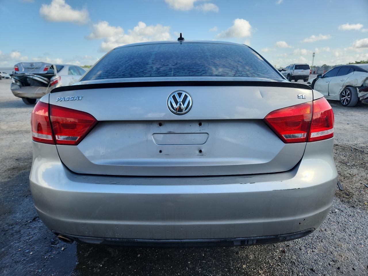 2012 Volkswagen Passat Se - Фото 6