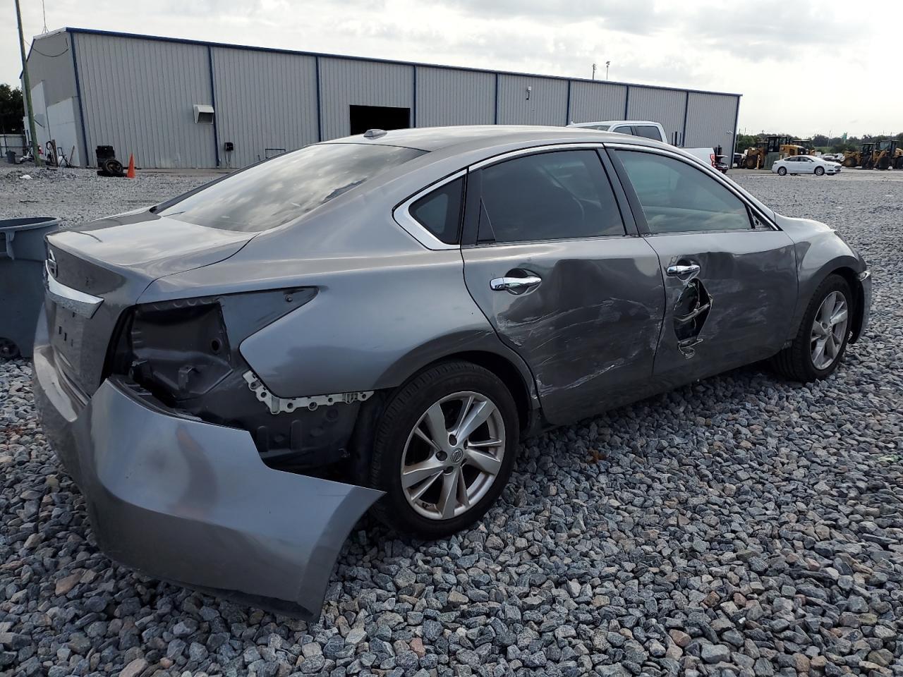 2015 Nissan Altima 2.5 - Фото 3