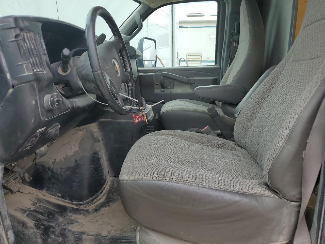 2020 Chevrolet Express G3500 - Image 7