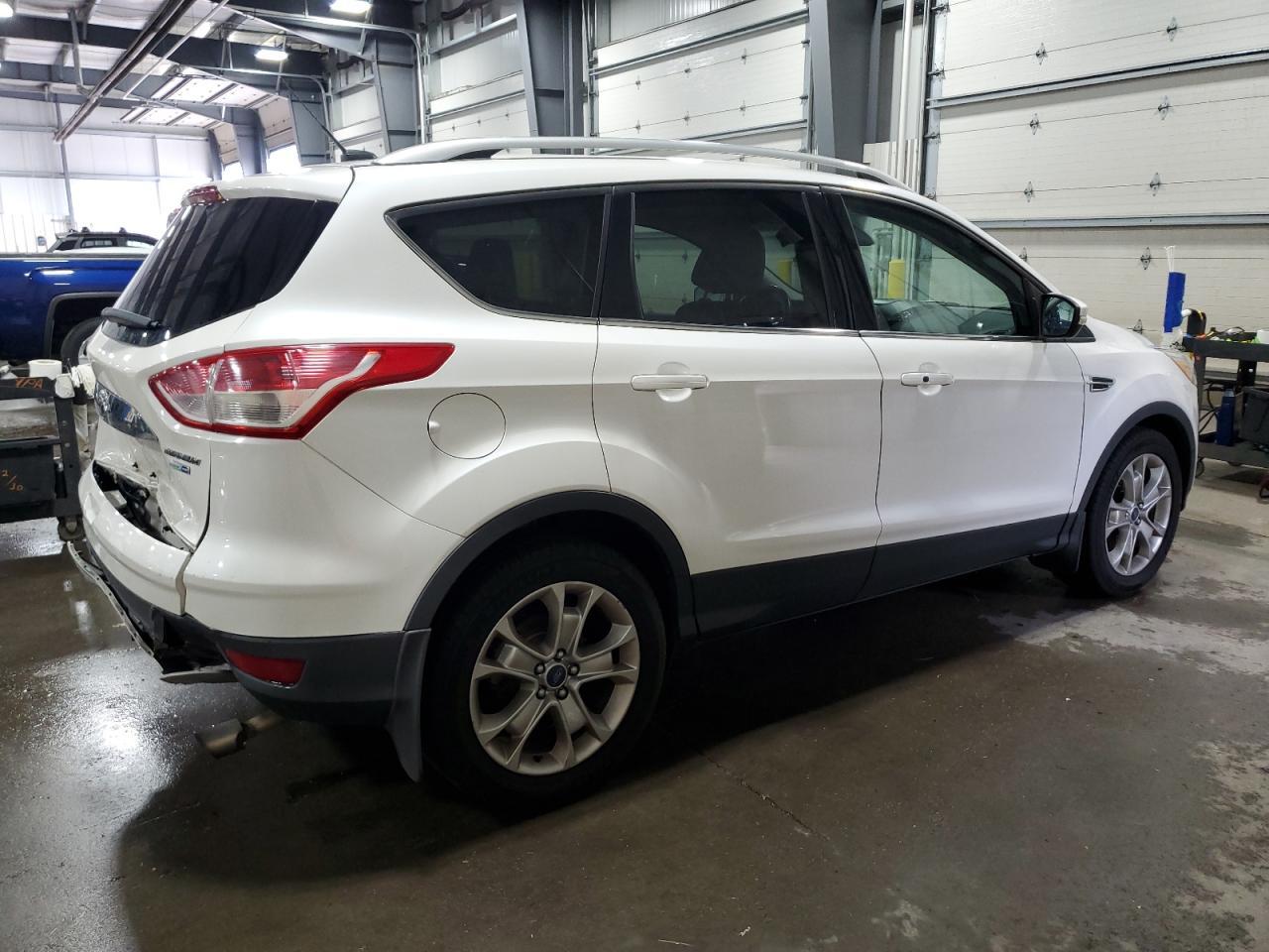 2014 Ford Escape Titanium - Image 3