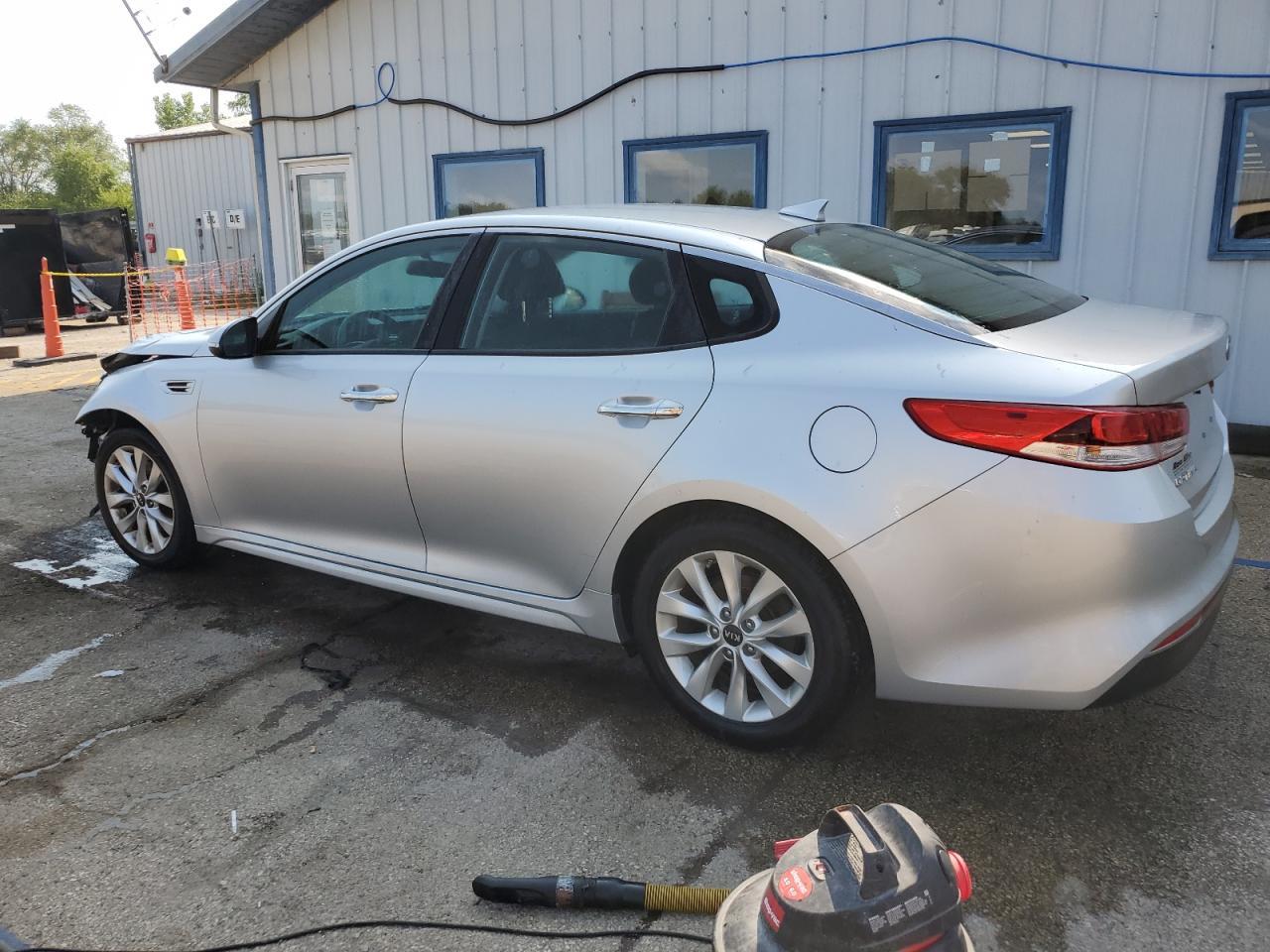 2016 Kia Optima Lx - Фото 2