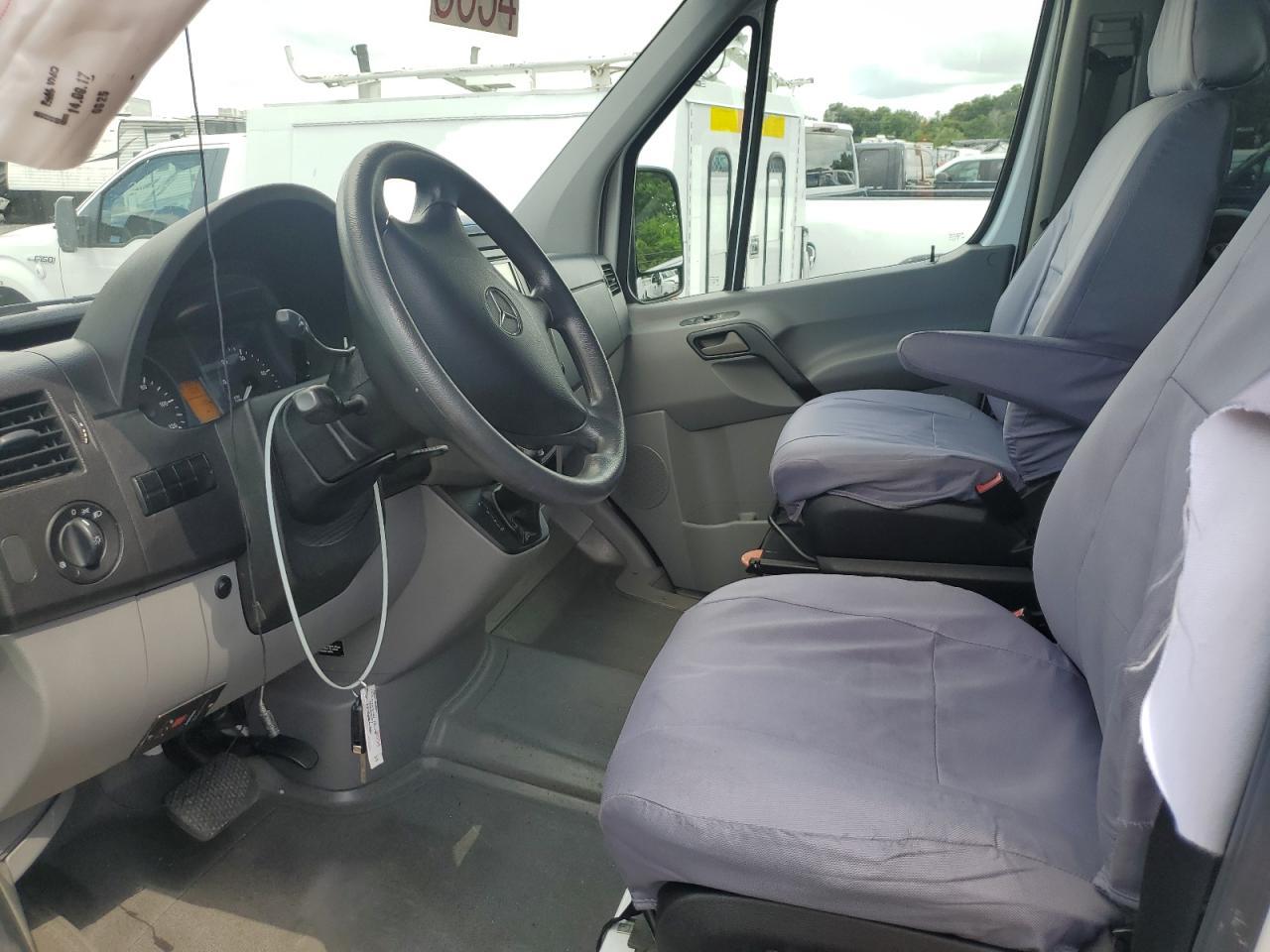 2017 Mercedes-Benz Sprinter 2500 - Image 7