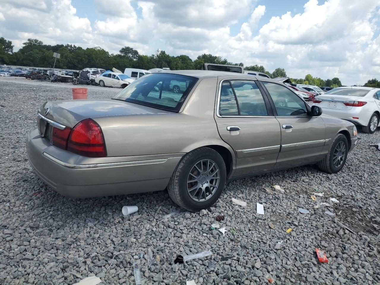 2003 Mercury Grand Marquis Gs - Фото 3