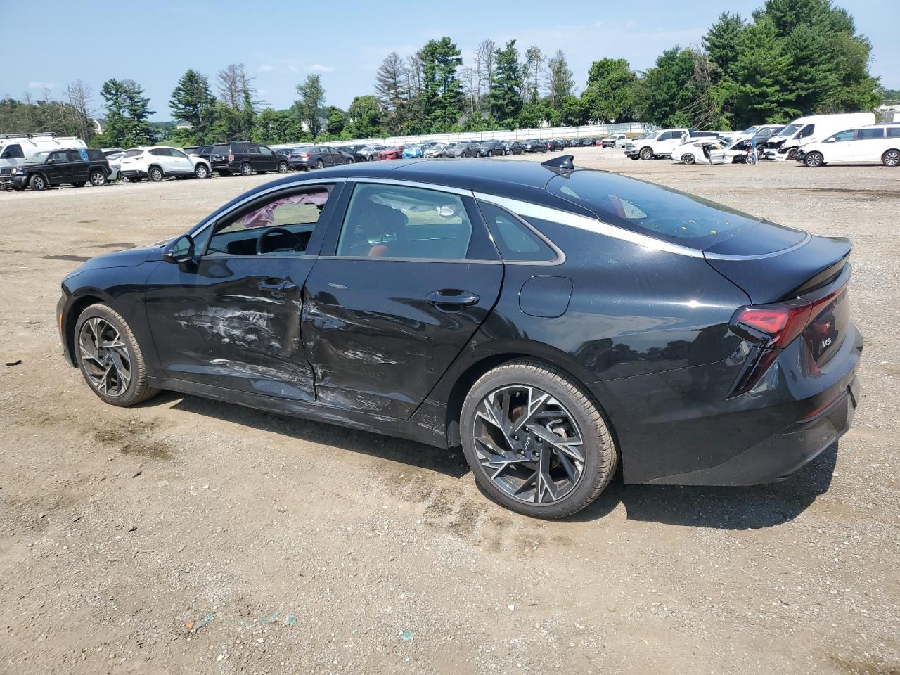2025 Kia K5 Gt Line - Image 2