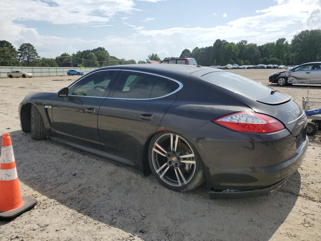 2012 Porsche Panamera S Hybrid - Image 2