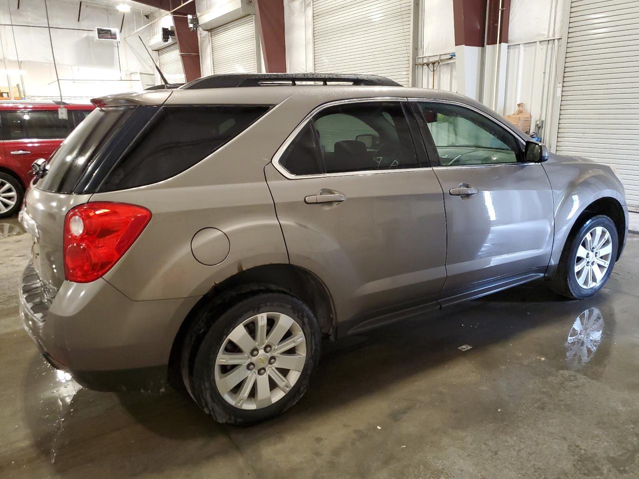 2011 Chevrolet Equinox Lt - Image 3