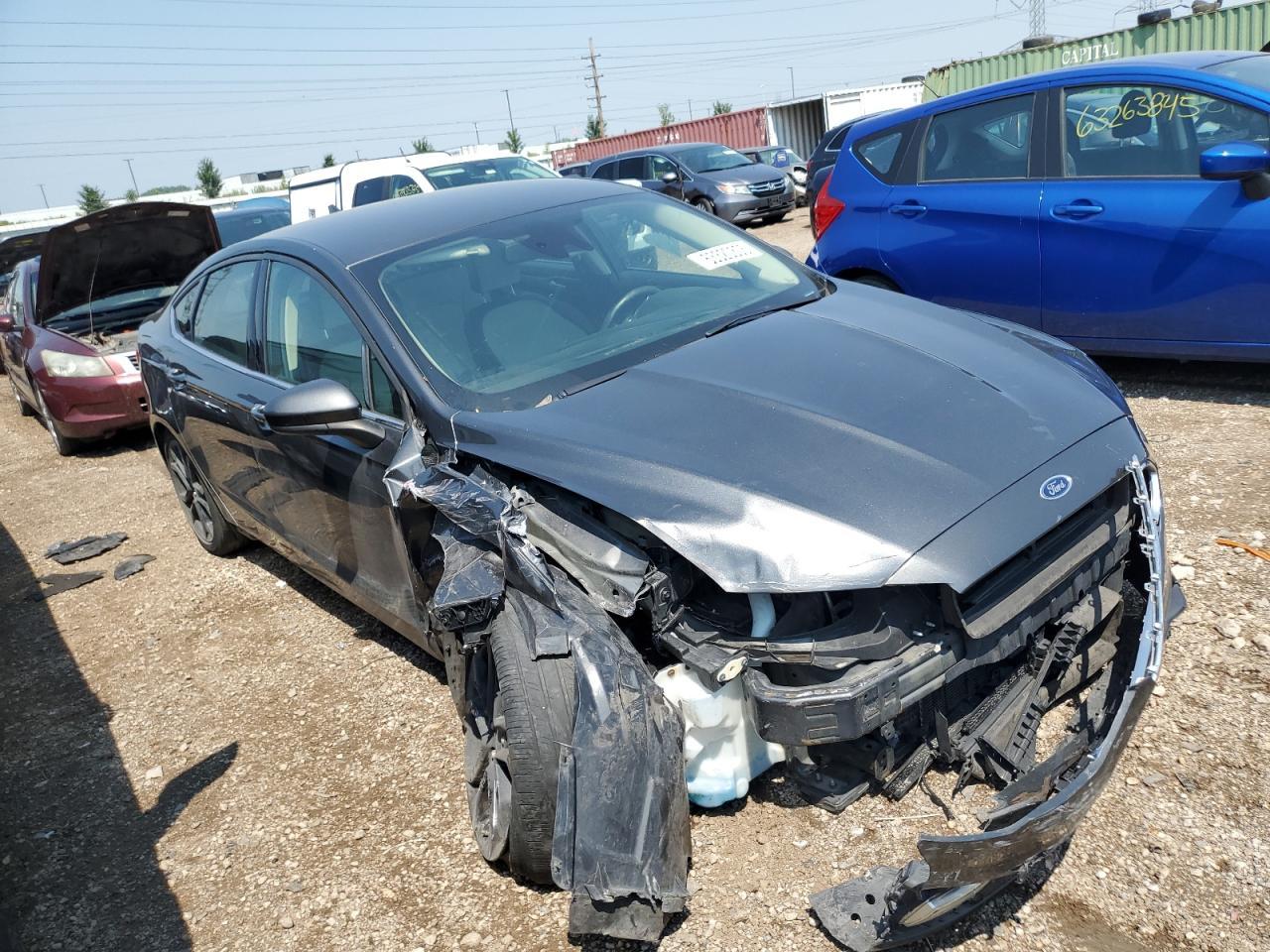 2020 Ford Fusion Se - Image 4