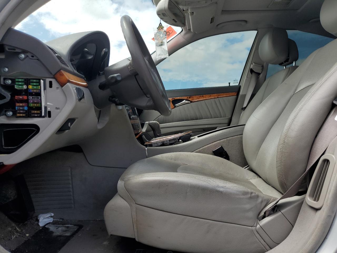 2006 Mercedes-Benz E 500 4Matic - Image 7