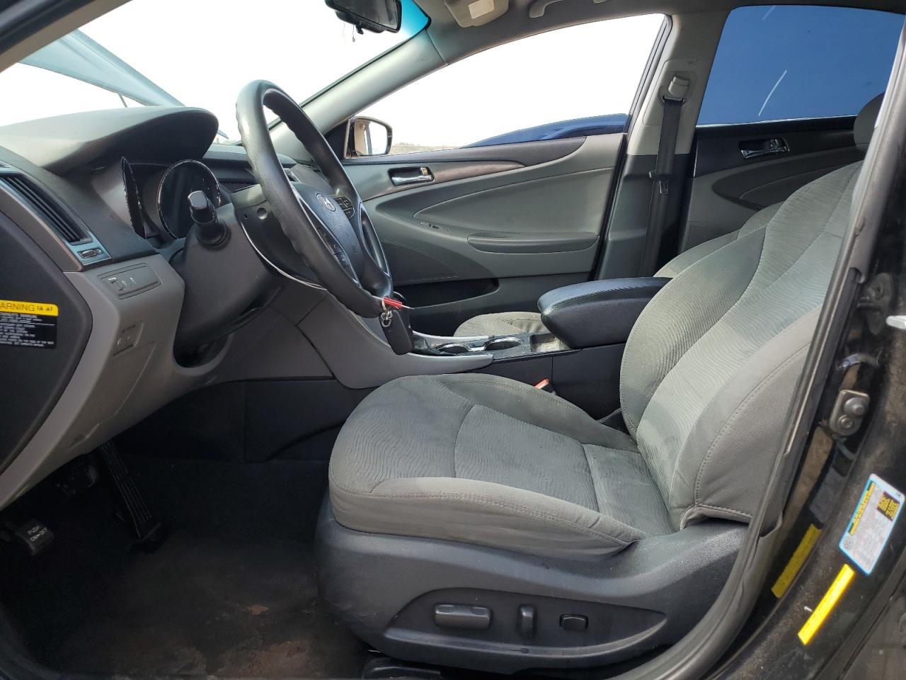 2012 Hyundai Sonata Hybrid - Image 7