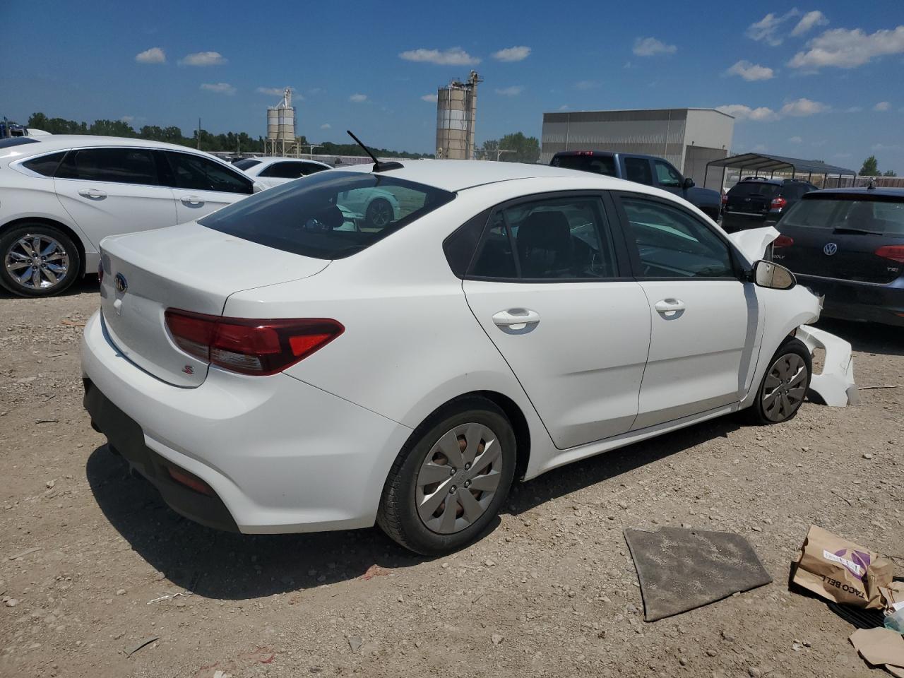 2019 Kia Rio S - Фото 3