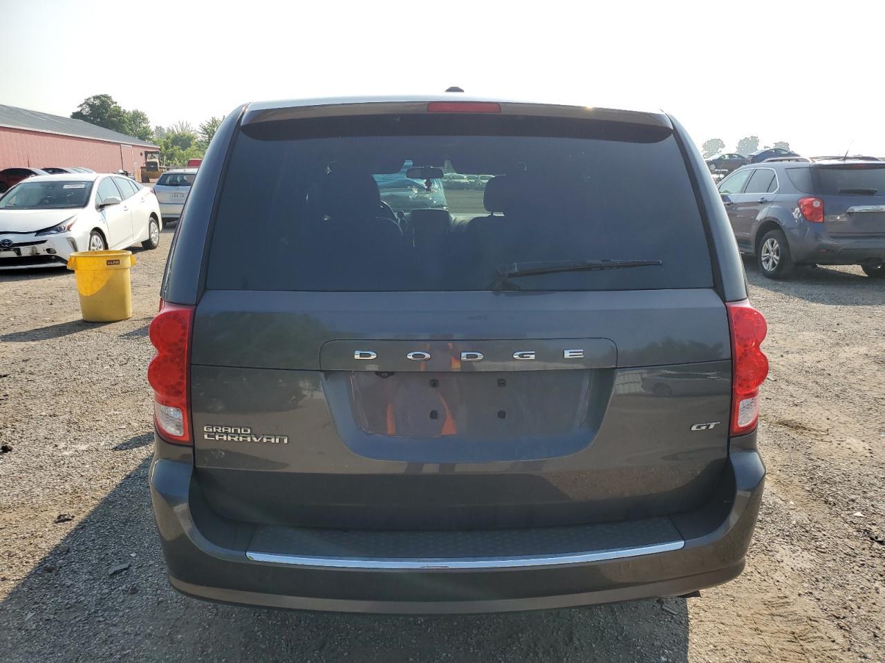 2017 Dodge Grand Caravan Gt - Image 6