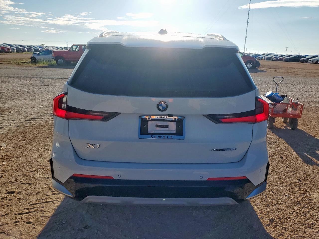 2025 BMW X1 xDrive28I - Image 6