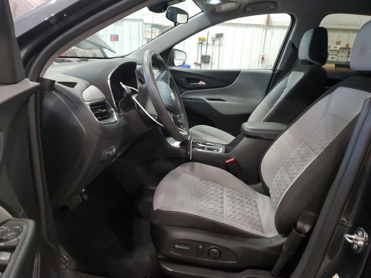 2022 Chevrolet Equinox Ls - Image 7