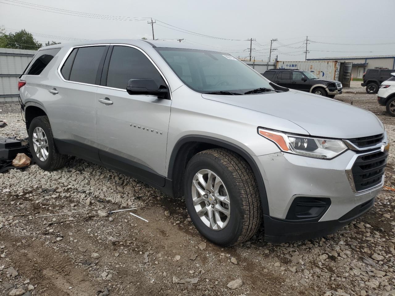 2020 Chevrolet Traverse Ls - Image 4