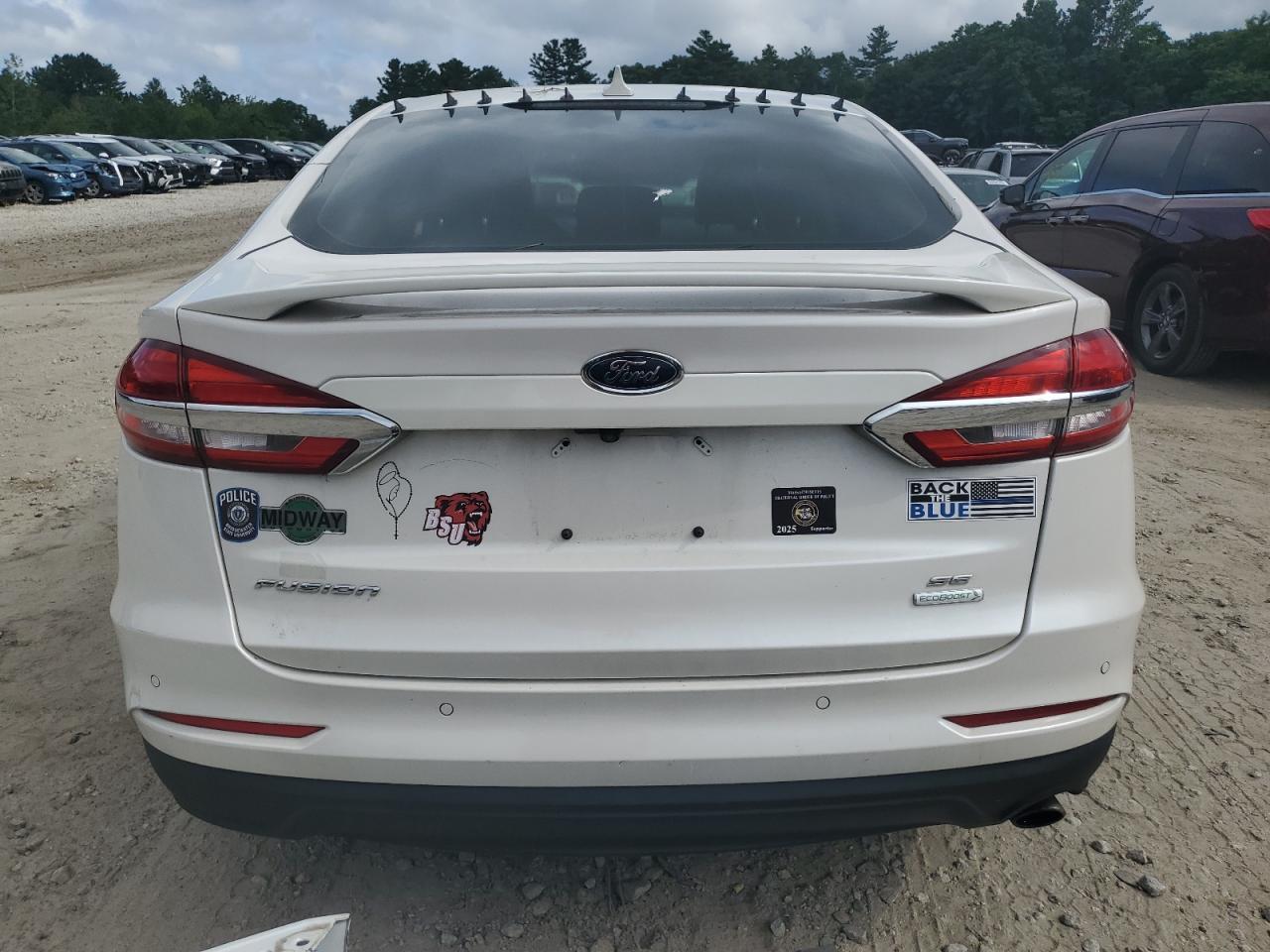 2020 Ford Fusion Se - Image 6