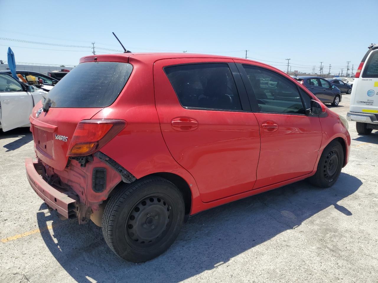 2015 Toyota Yaris - Image 3